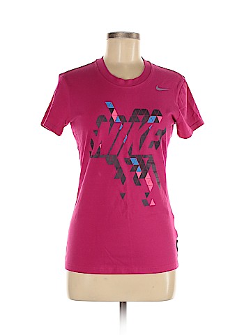 Nike Short Sleeve T-Shirt (view 1)