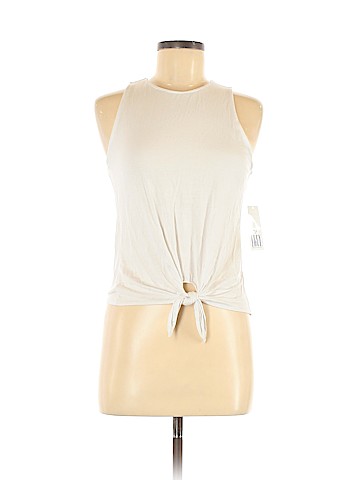 Lucy Love Sleeveless T-Shirt (view 1)