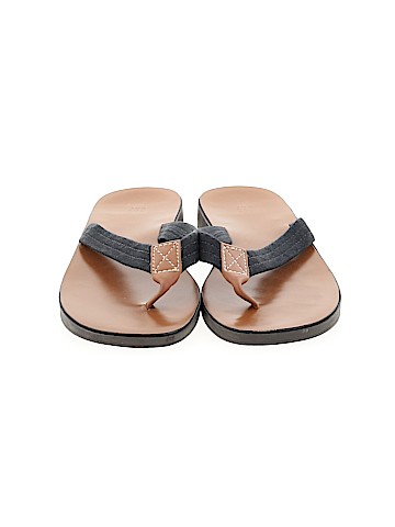 Gap Flip Flops (view 2)