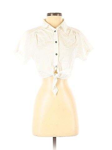 Kendall & Kylie Short Sleeve Blouse (view 1)
