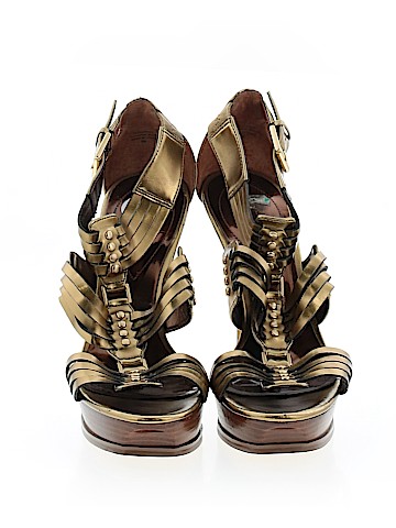 Guess Heels (view 2)