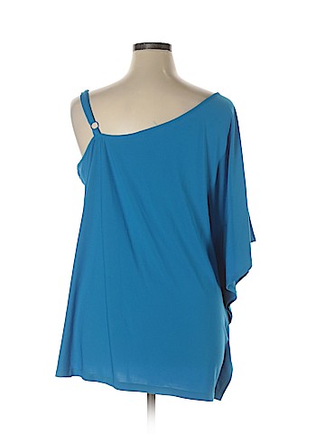 Unbranded 3/4 Sleeve Top (view 2)