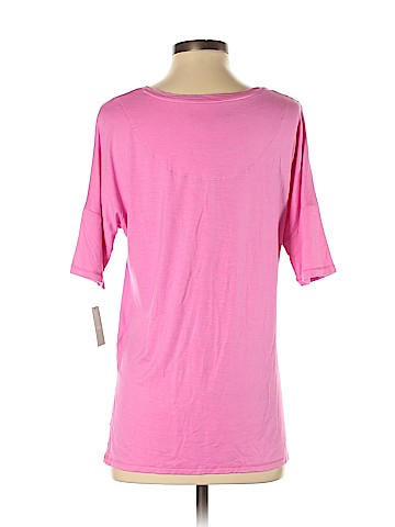 Ellen Tracy Short Sleeve T-Shirt (view 2)