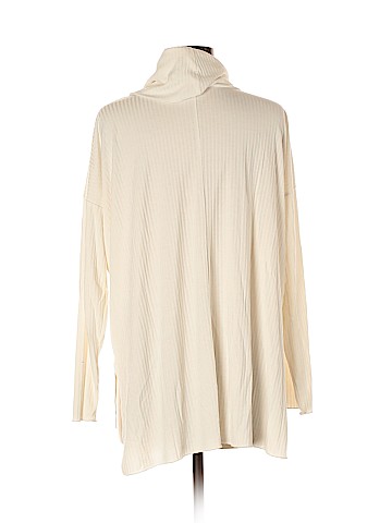 Forever 21 Long Sleeve Top (view 2)