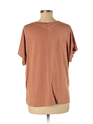 Forever 21 Short Sleeve T-Shirt (view 2)