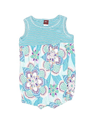 Tea Short Sleeve Outfit (view 1)