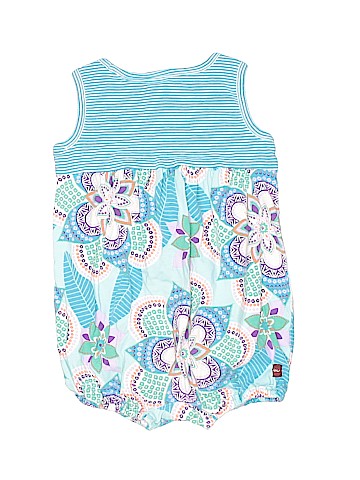 Tea Short Sleeve Outfit (view 2)