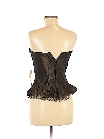 Rinascimento Sleeveless Top (view 2)