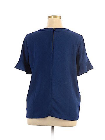 Lark & Ro Short Sleeve Blouse (view 2)