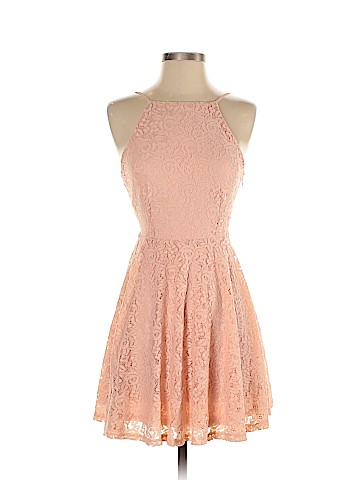 Forever 21 Casual Dress (view 1)