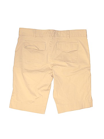 Vince. Khaki Shorts (view 2)