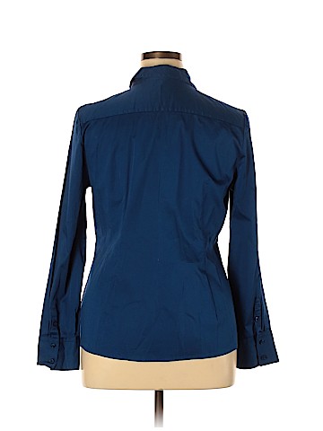 The Limited Long Sleeve Button-Down Shirt (view 2)