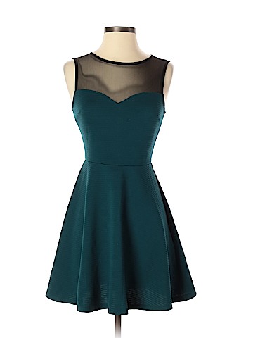 Forever 21 Casual Dress (view 1)