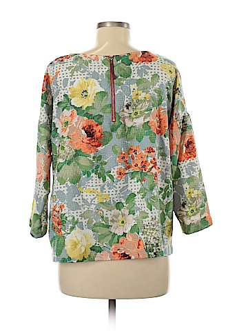 HD in Paris Short Sleeve Blouse (view 2)