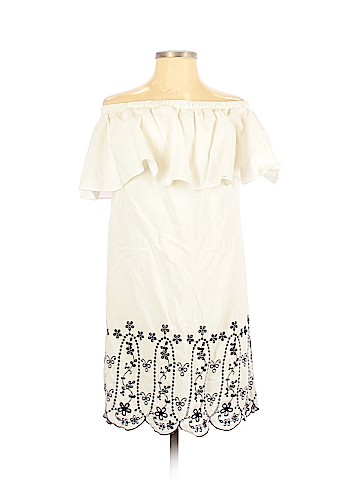 Old Navy Casual Dress (view 1)