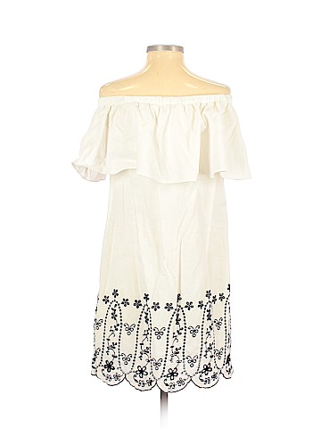 Old Navy Casual Dress (view 2)