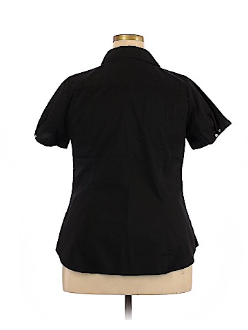 Lane Bryant Short Sleeve Button-Down Shirt (view 2)
