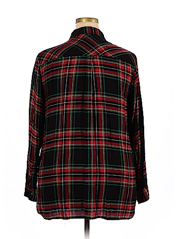 Old Navy Long Sleeve Button-Down Shirt (view 2)