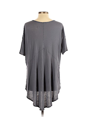 Dee Elle Short Sleeve Top (view 2)