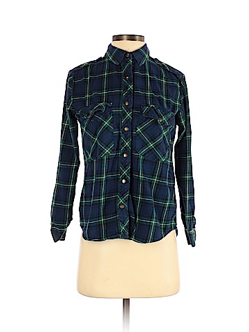 Forever 21 Long Sleeve Button-Down Shirt (view 1)