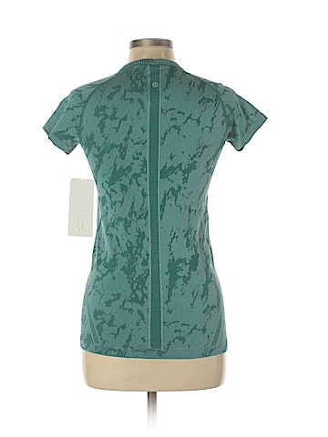 Lululemon Athletica Active T-Shirt (view 2)