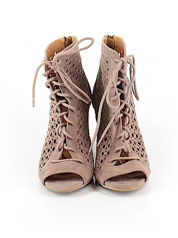 Qupid Ankle Boots (view 2)