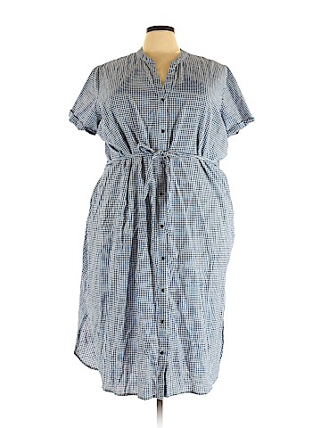Old Navy Casual Dress (view 1)