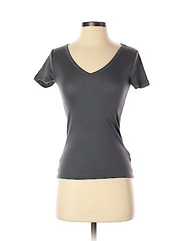 Gap Short Sleeve T-Shirt (view 1)