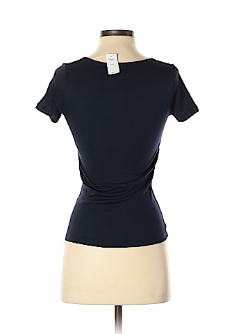 Gap Short Sleeve T-Shirt (view 2)