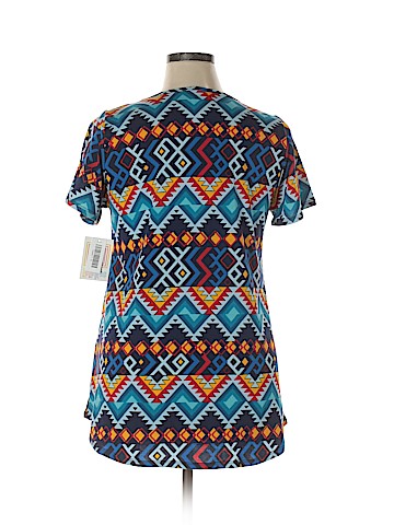 Lularoe Short Sleeve Top (view 2)