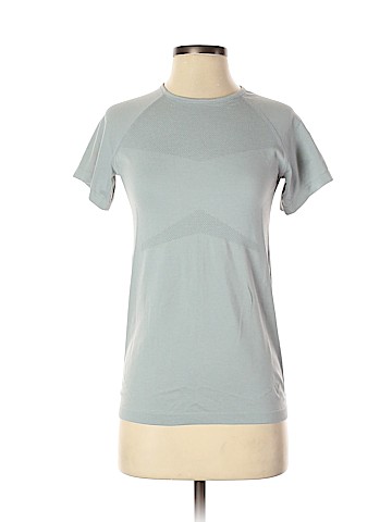 Nike Active T-Shirt (view 1)