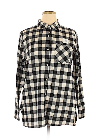 Old Navy Long Sleeve Button-Down Shirt (view 1)