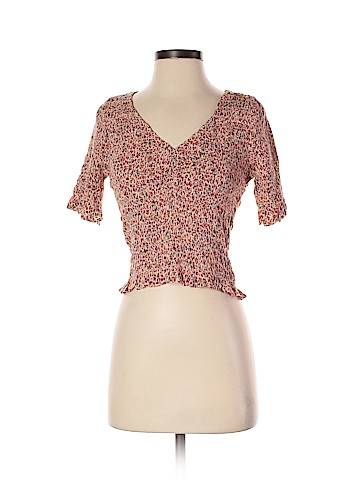 American Eagle Outfitters Short Sleeve Blouse (view 1)