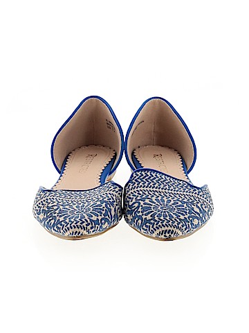 Restricted Shoes Flats (view 2)