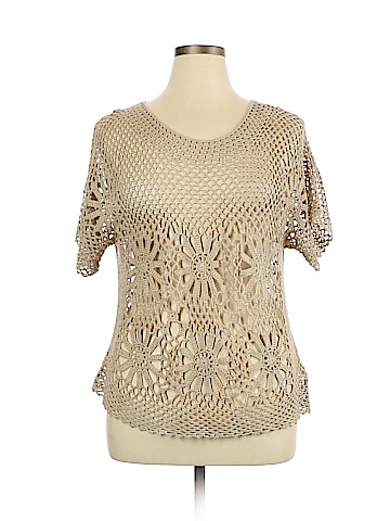 Roz & Ali Short Sleeve Top (view 1)