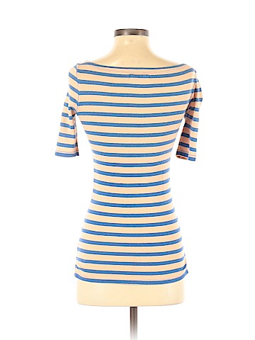 American Eagle Outfitters Short Sleeve T-Shirt (view 2)