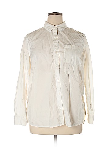 Old Navy Long Sleeve Button-Down Shirt (view 1)