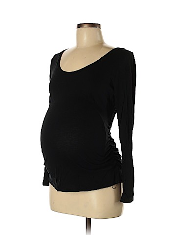 Liz Lange Maternity Long Sleeve T-Shirt (view 1)