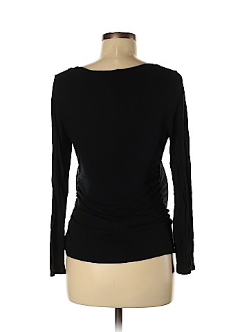 Liz Lange Maternity Long Sleeve T-Shirt (view 2)