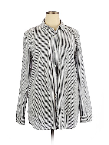 Old Navy Long Sleeve Button-Down Shirt (view 1)