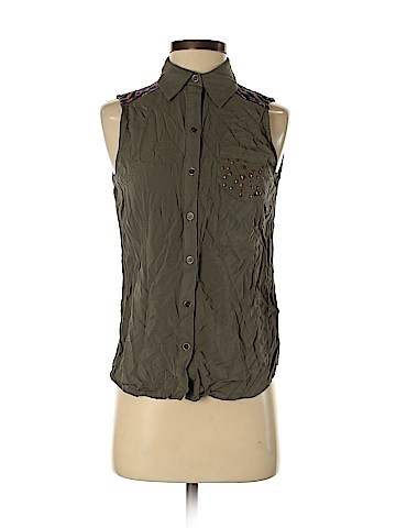 Full Tilt Short Sleeve Button-Down Shirt (view 1)