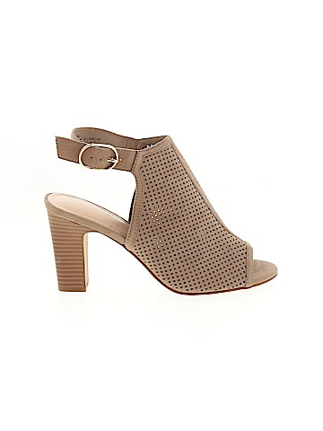 Kelly & Katie Heels (view 1)