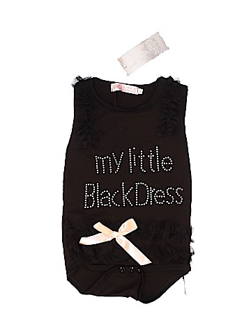 Fashion Classics Short Sleeve Onesie (view 1)