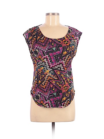 Daytrip Sleeveless Blouse (view 1)