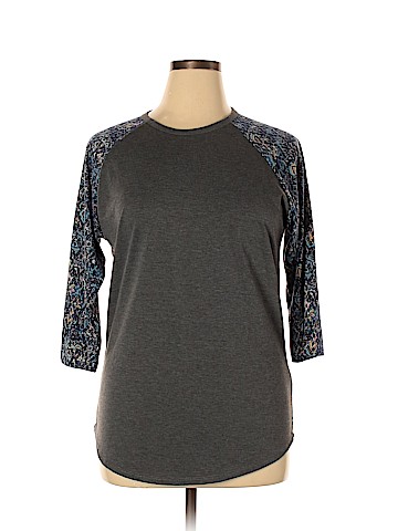 Lularoe 3/4 Sleeve T-Shirt (view 1)