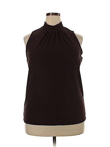 KC Stevens Sleeveless Top (view 1)