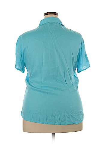 Uniti Casuals Short Sleeve Button-Down Shirt (view 2)