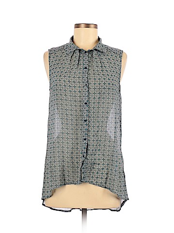 H&M Sleeveless Button-Down Shirt (view 1)