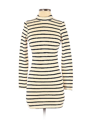 Forever 21 Casual Dress (view 1)