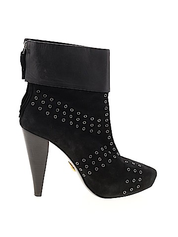 Pour La Victoire Ankle Boots (view 1)